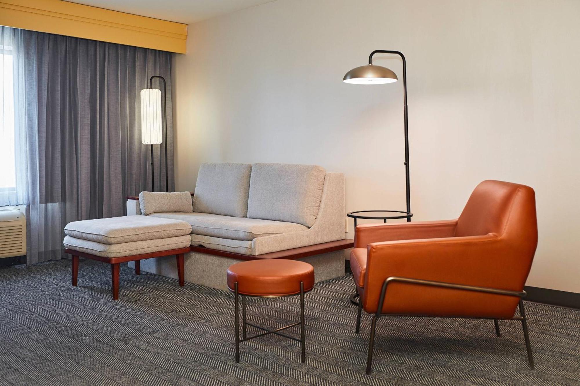 Courtyard Medford Airport Ξενοδοχείο Εξωτερικό φωτογραφία